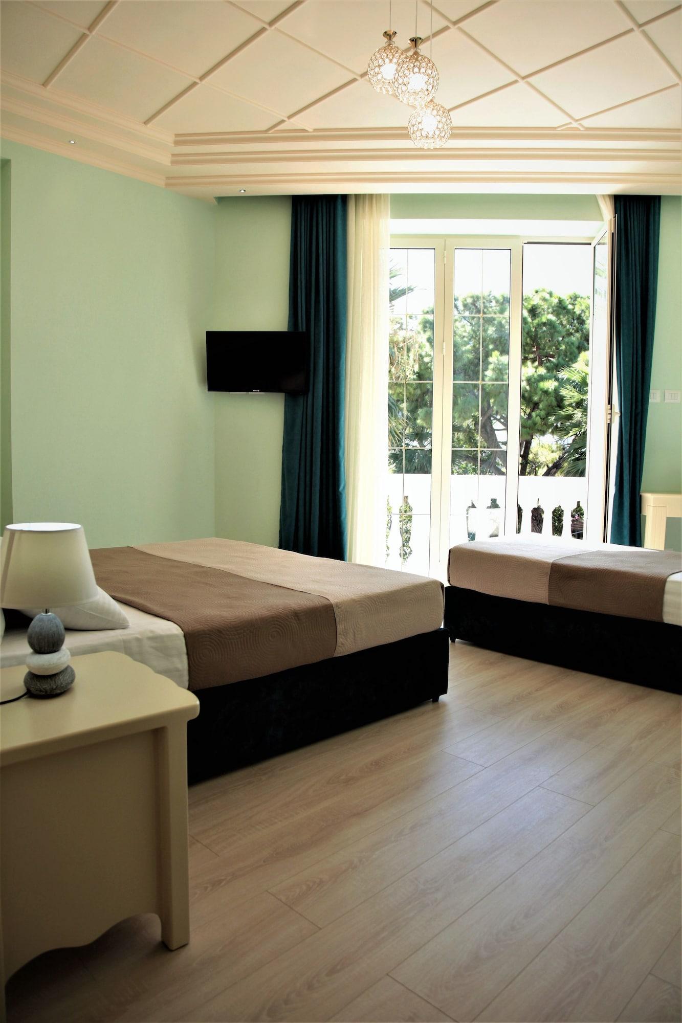Hotel Veliera 4*